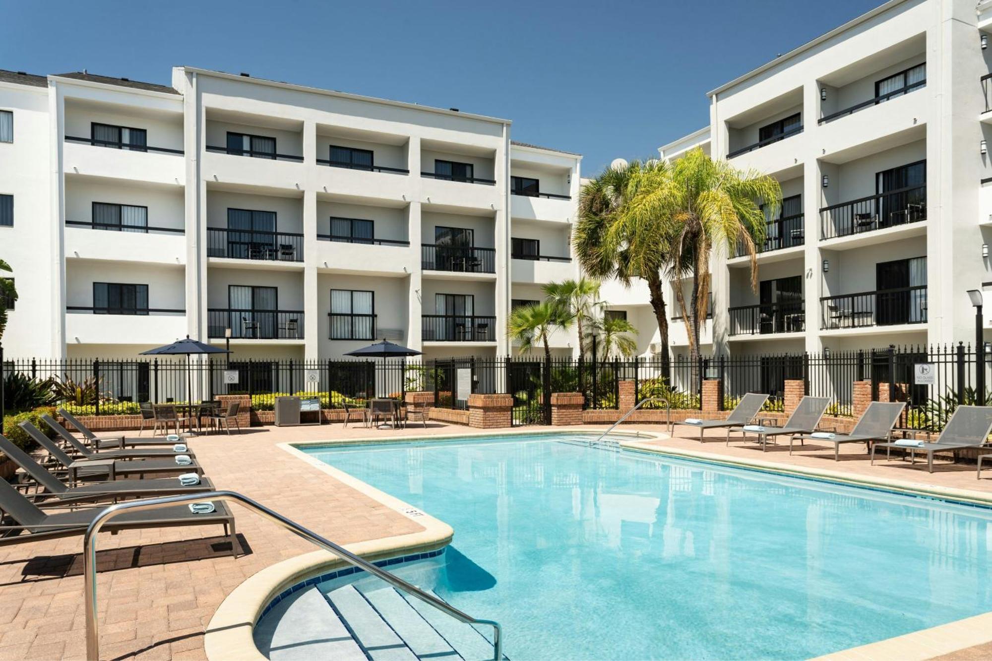Courtyard Tampa Westshore/Airport Exterior foto